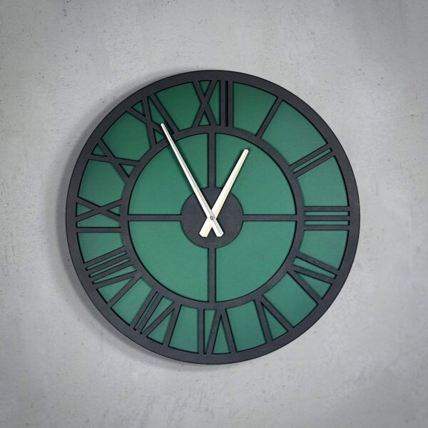Yeşil Roma Rakamlı Ahşap Duvar Saati - El Boyaması 50 cm Sessiz Saatto